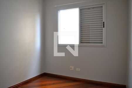 Quarto de apartamento para alugar com 4 quartos, 90m² em Vila Gilda, Santo André