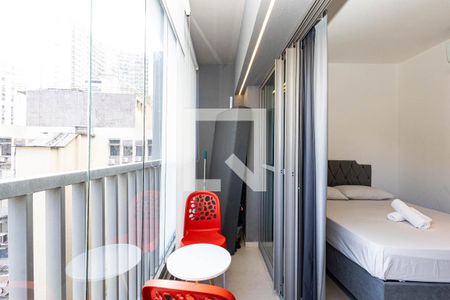 Varanda de kitnet/studio à venda com 1 quarto, 25m² em Consolação, São Paulo