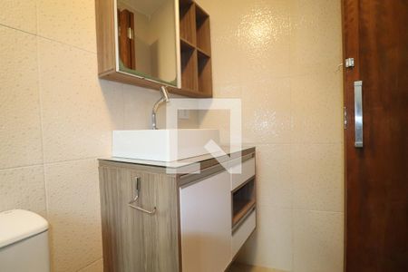 Casa 1 - Banheiro Quarto 1 suíte de casa à venda com 3 quartos, 348m² em Vila Alzira, Santo André