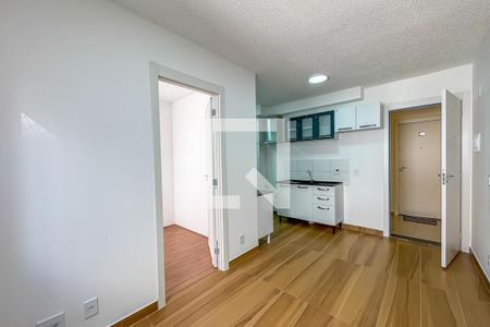 Sala/Cozinha de apartamento para alugar com 2 quartos, 35m² em Parque Bristol, São Bernardo do Campo