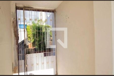 Casa à venda com 2 quartos, 300m² em Vila Bonilha, São Paulo