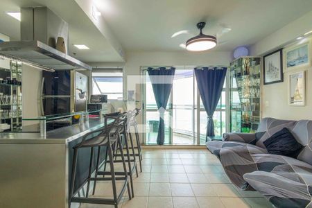 Sala de apartamento para alugar com 1 quarto, 50m² em Recreio dos Bandeirantes, Rio de Janeiro