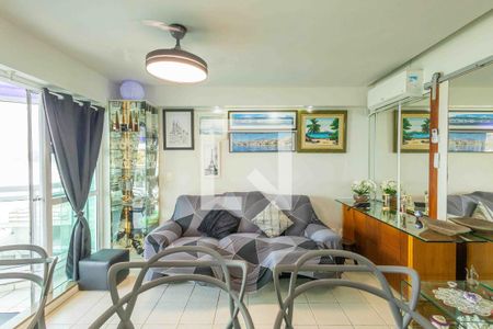 Sala de apartamento para alugar com 1 quarto, 50m² em Recreio dos Bandeirantes, Rio de Janeiro