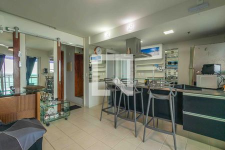 Sala de apartamento para alugar com 1 quarto, 50m² em Recreio dos Bandeirantes, Rio de Janeiro