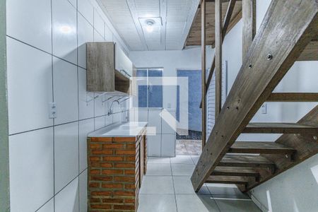 Cozinha de apartamento para alugar com 1 quarto, 28m² em Mário Quintana, Porto Alegre