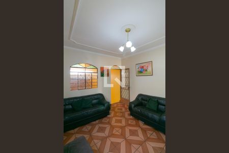 Sala de casa à venda com 4 quartos, 360m² em Trevo, Belo Horizonte