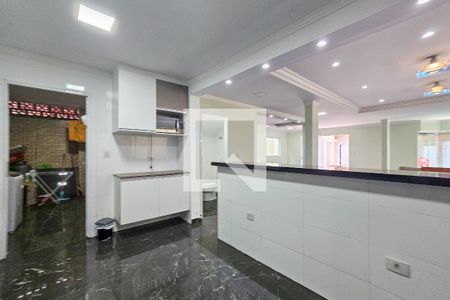 Cozinha de apartamento para alugar com 4 quartos, 350m² em Balneario Guarujá, Guarujá