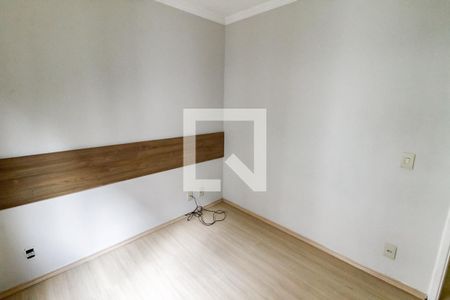 Quarto 2 de apartamento para alugar com 2 quartos, 44m² em Vila Indiana, Taboão da Serra