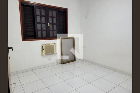 Casa à venda com 3 quartos, 155m² em Vila Fiat Lux, São Paulo