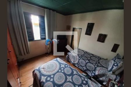 Casa à venda com 3 quartos, 270m² em Vila Mangalot, São Paulo