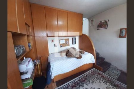 Casa à venda com 3 quartos, 270m² em Vila Mangalot, São Paulo