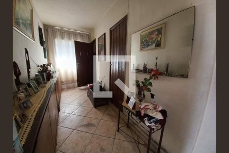 Casa à venda com 3 quartos, 270m² em Vila Mangalot, São Paulo