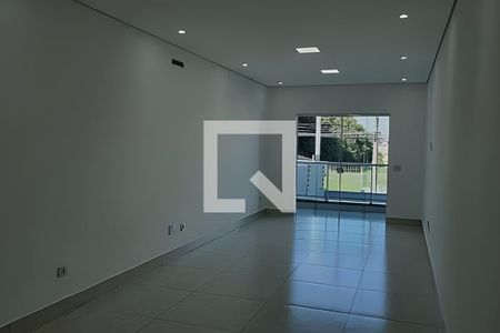 Casa à venda com 3 quartos, 207m² em Vila Mangalot, São Paulo