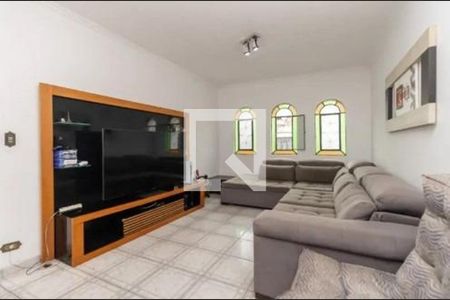 Casa à venda com 3 quartos, 225m² em Parque Maria Domitila, São Paulo