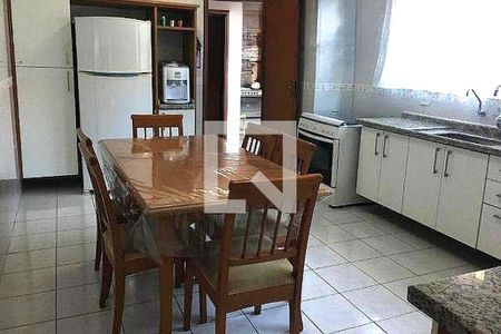 Casa à venda com 3 quartos, 155m² em Vila Pereira Cerca, São Paulo