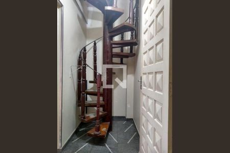 Casa à venda com 5 quartos, 172m² em Vila Cavaton, São Paulo