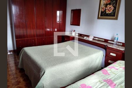 Casa à venda com 5 quartos, 172m² em Vila Cavaton, São Paulo