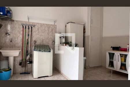 Casa à venda com 3 quartos, 210m² em São Domingos, São Paulo