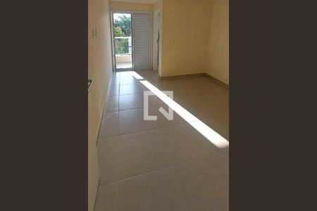 Casa à venda com 3 quartos, 140m² em Parque Sao Domingos, São Paulo