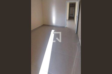 Casa à venda com 3 quartos, 140m² em Parque Sao Domingos, São Paulo