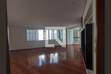 Apartamento à venda com 3 quartos, 110m² em Centro, Belo Horizonte