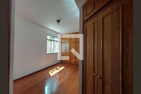 Apartamento à venda com 3 quartos, 110m² em Centro, Belo Horizonte