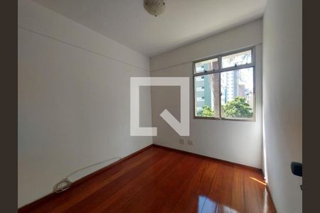 Apartamento à venda com 3 quartos, 110m² em Centro, Belo Horizonte