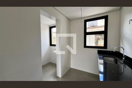 Apartamento à venda com 2 quartos, 57m² em Santo Antônio, Belo Horizonte