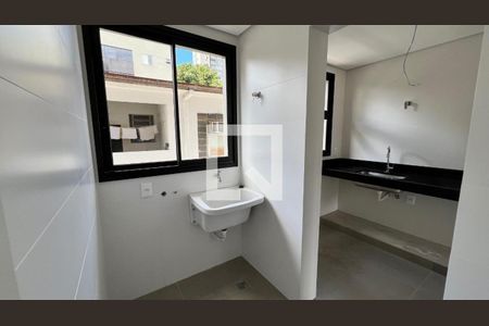 Apartamento à venda com 2 quartos, 57m² em Santo Antônio, Belo Horizonte