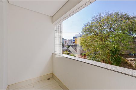 Varanda de apartamento à venda com 3 quartos, 78m² em Sagrada Família, Belo Horizonte