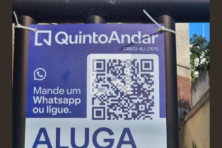 Placa de apartamento para alugar com 2 quartos, 76m² em Recreio dos Bandeirantes, Rio de Janeiro