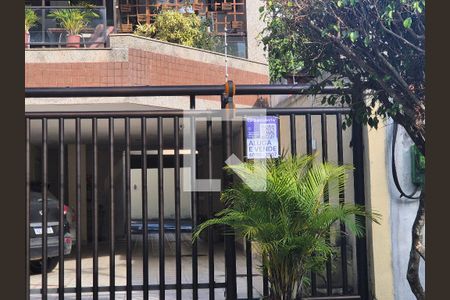 Placa de apartamento para alugar com 2 quartos, 76m² em Recreio dos Bandeirantes, Rio de Janeiro