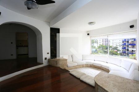 Sala  de apartamento para alugar com 2 quartos, 45m² em Vila Suzana, São Paulo