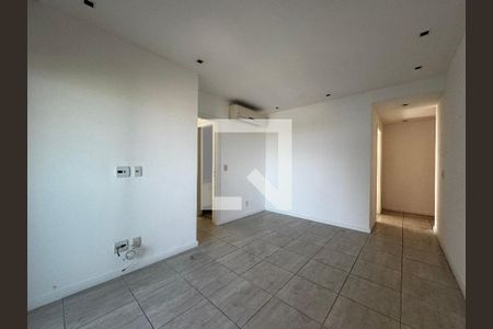 Sala de apartamento à venda com 2 quartos, 86m² em Barra da Tijuca, Rio de Janeiro