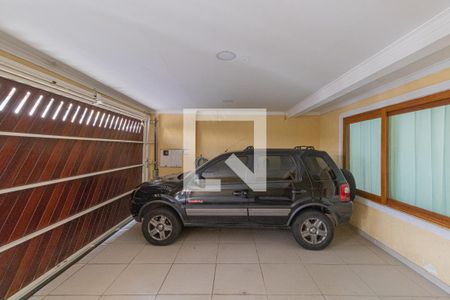 Garagem de casa à venda com 5 quartos, 240m² em Conjunto Habitacional Padre Jose de Anchieta, São Paulo