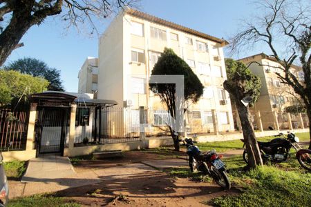 Fachada e portaria de apartamento para alugar com 2 quartos, 60m² em Humaitá, Porto Alegre