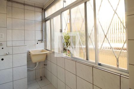 Área de Serviço de apartamento para alugar com 2 quartos, 60m² em Humaitá, Porto Alegre