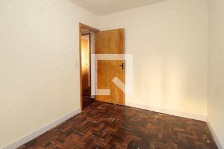 Quarto 2 de apartamento para alugar com 2 quartos, 60m² em Humaitá, Porto Alegre