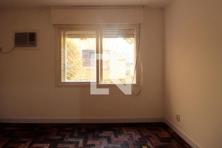 Quarto 1 de apartamento para alugar com 2 quartos, 60m² em Humaitá, Porto Alegre