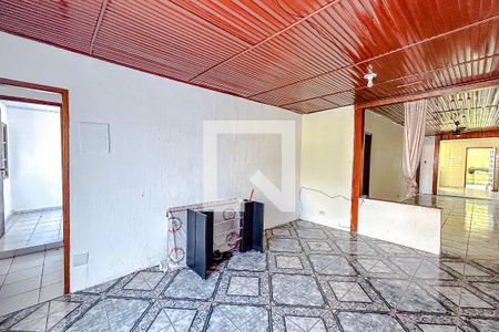 Sala de casa para alugar com 3 quartos, 289m² em Cidade Mãe do Céu, São Paulo