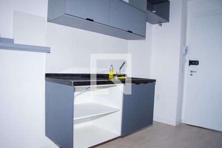 Cozinha de kitnet/studio para alugar com 1 quarto, 23m² em Pompeia, São Paulo