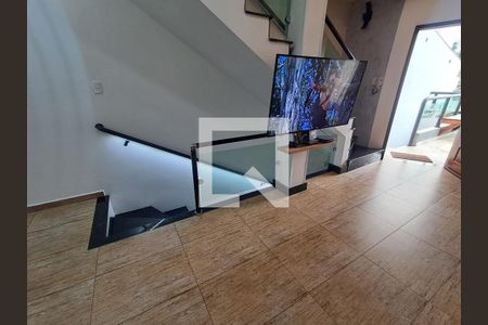 Corredor de casa à venda com 4 quartos, 250m² em Santo Antônio, São Caetano do Sul
