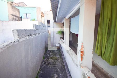 Corredor Externo de casa à venda com 1 quarto, 208m² em Vila Carrão, São Paulo
