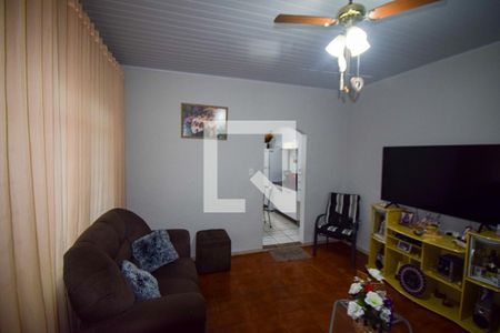 Sala de casa à venda com 1 quarto, 208m² em Vila Carrão, São Paulo