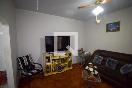 Sala de casa à venda com 1 quarto, 208m² em Vila Carrão, São Paulo