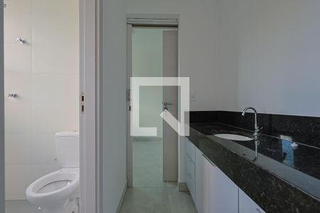 Banheiro da Suíte 2 de apartamento à venda com 3 quartos, 102m² em Sion, Belo Horizonte
