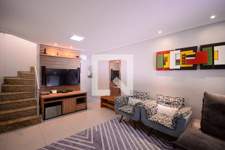 Sala de casa à venda com 3 quartos, 175m² em Vila Brasilina, São Paulo