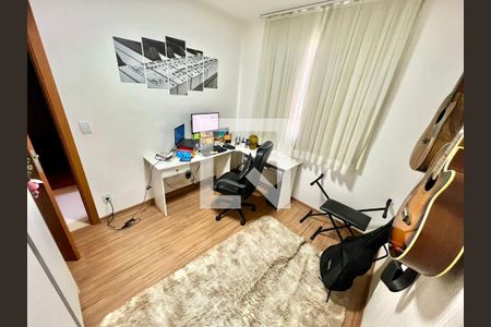 Quarto 1 de apartamento para alugar com 2 quartos, 78m² em Ouro Preto, Belo Horizonte