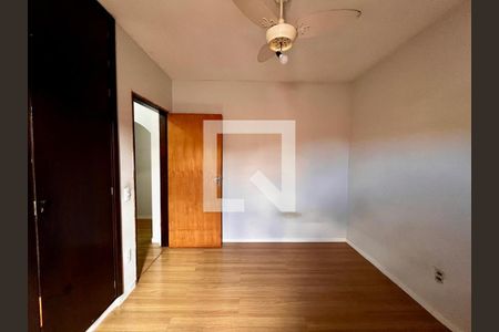 Quarto 1 de casa à venda com 3 quartos, 234m² em Parque São Quirino, Campinas