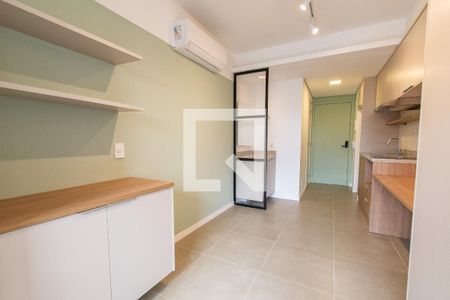 Sala/quarto de kitnet/studio à venda com 1 quarto, 20m² em Liberdade, São Paulo